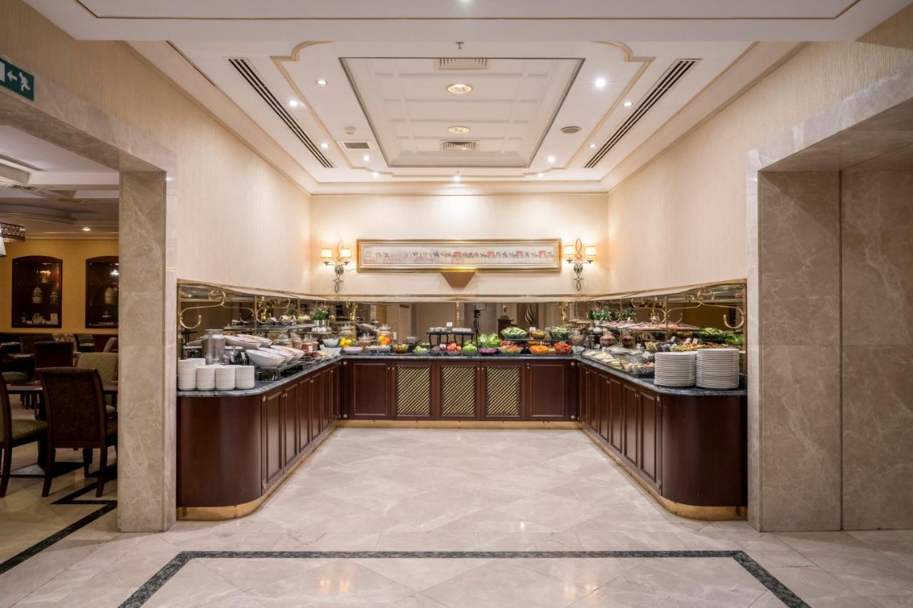 The Palace Taksim Готель 4*