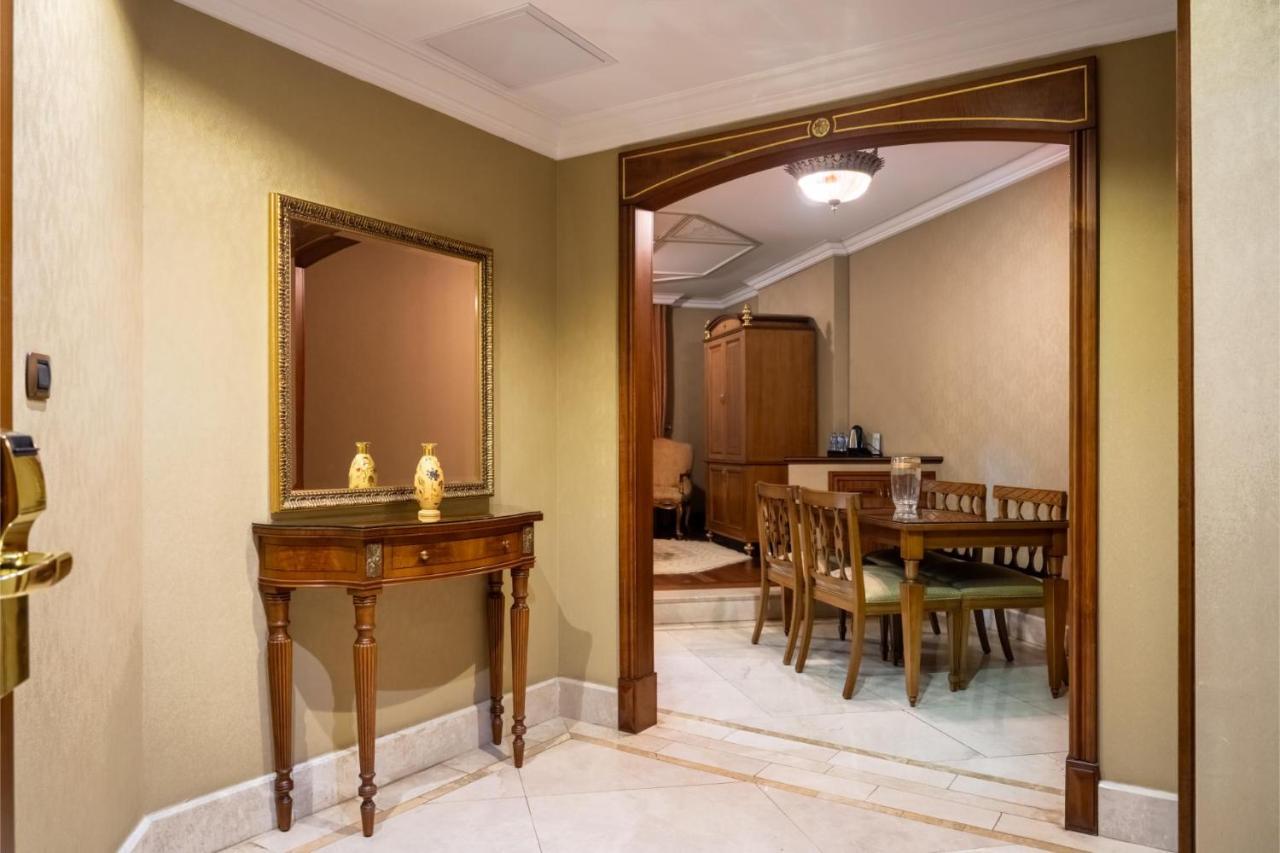 The Palace Taksim Готель 4*