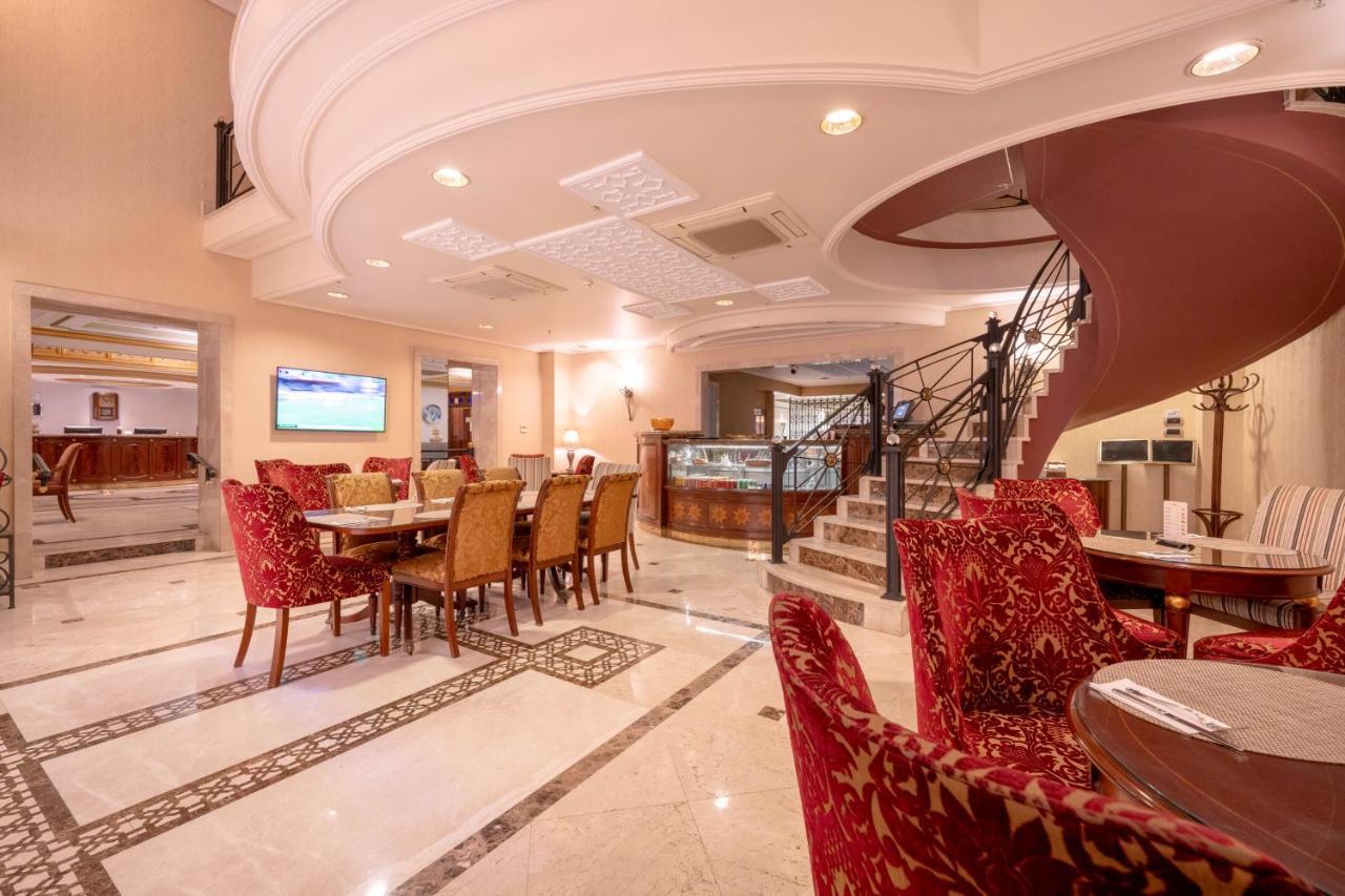 Отель The Palace Taksim Стамбул