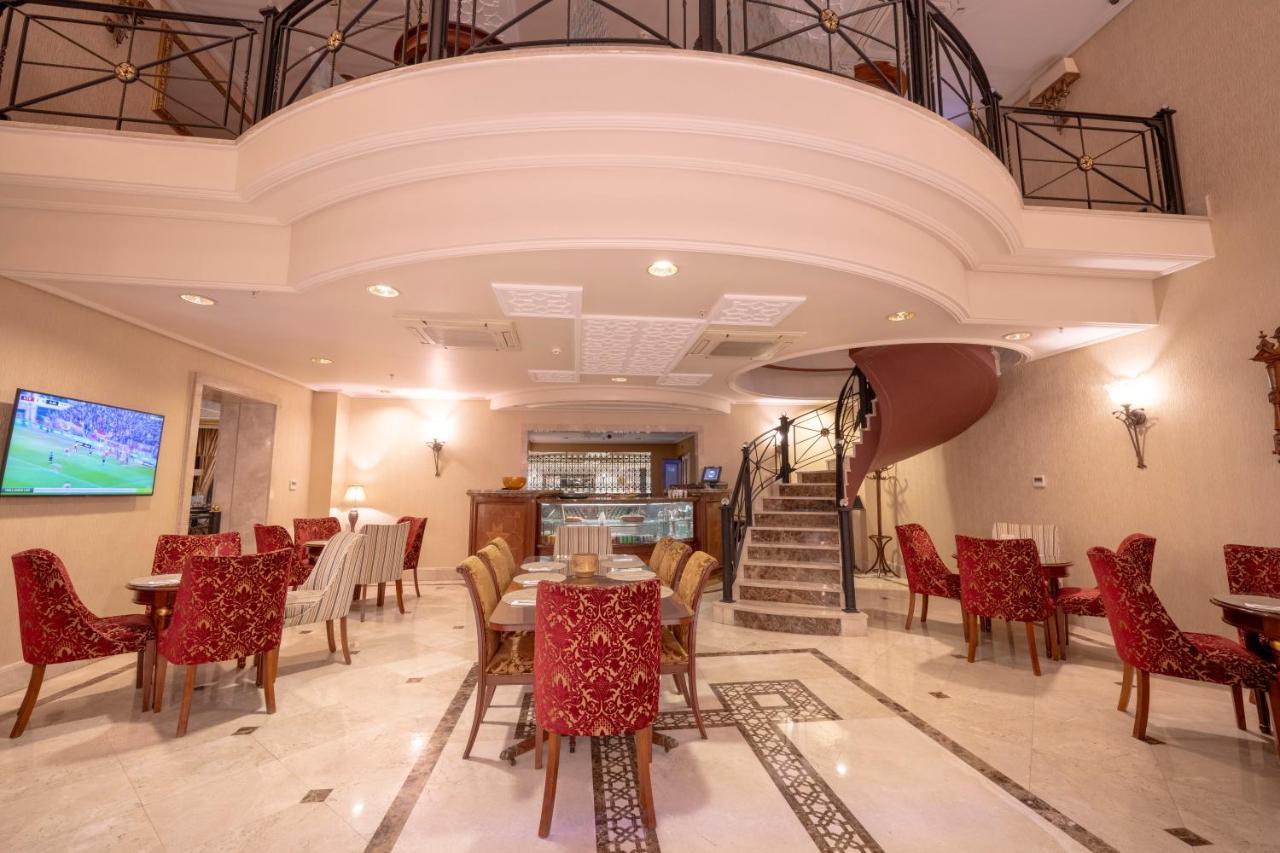 Отель The Palace Taksim Стамбул