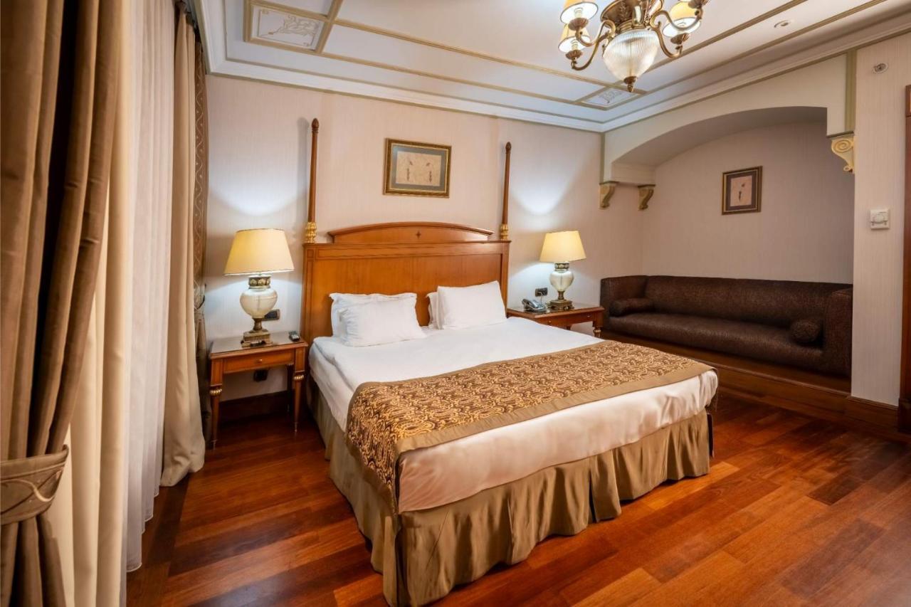 The Palace Taksim Отель