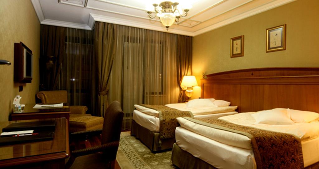 The Palace Taksim Стамбул